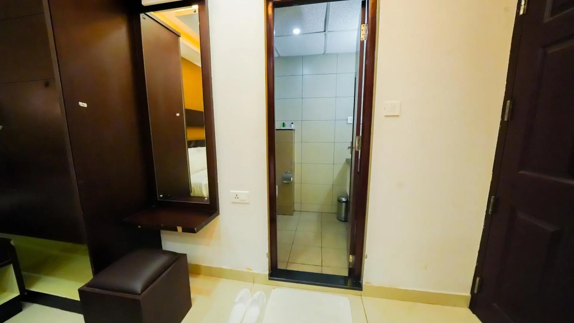 Kay Pee'S Grande Hotel Kochi
