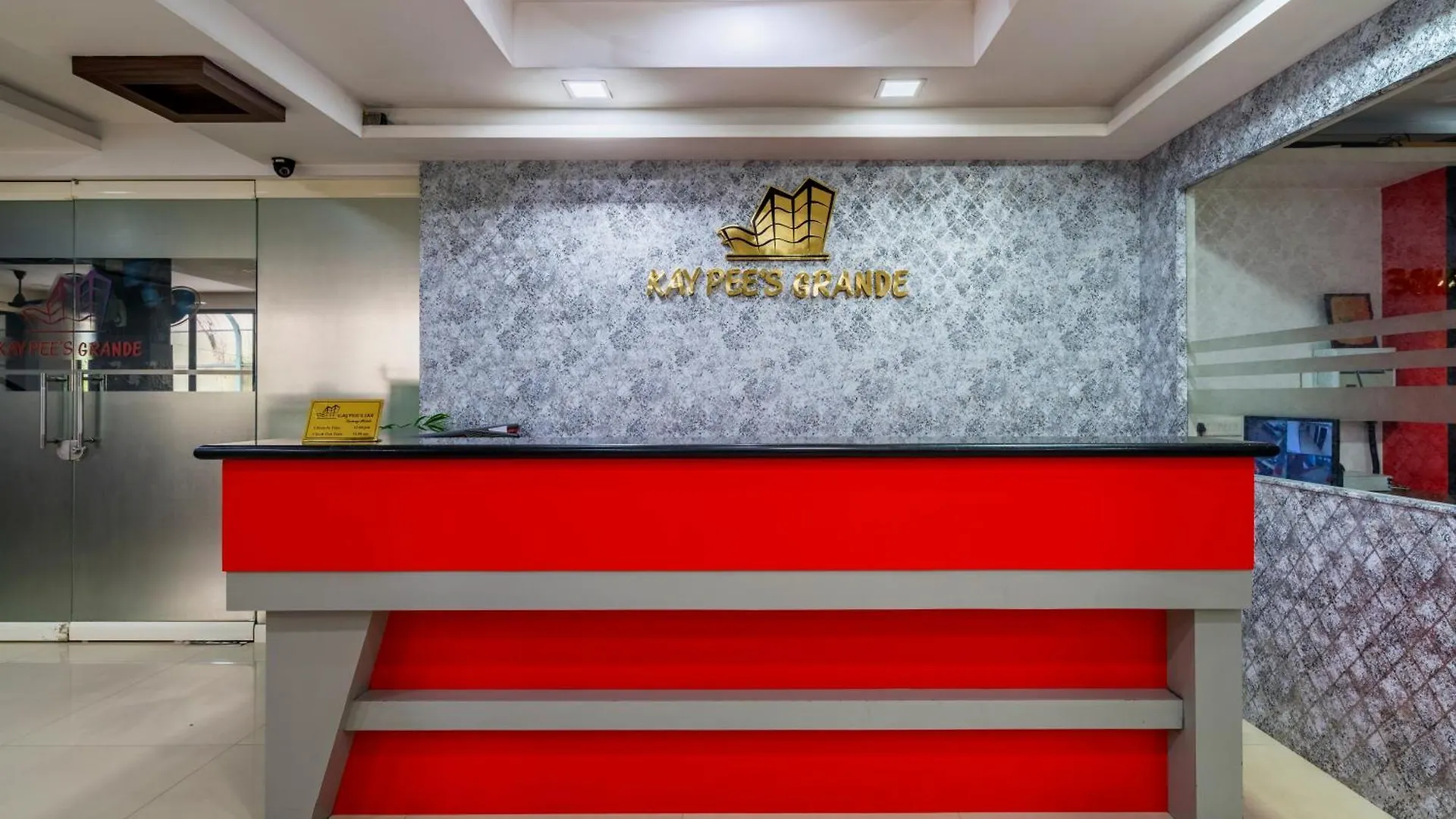 Kochi Kay Pee'S Grande酒店 2*,  印度
