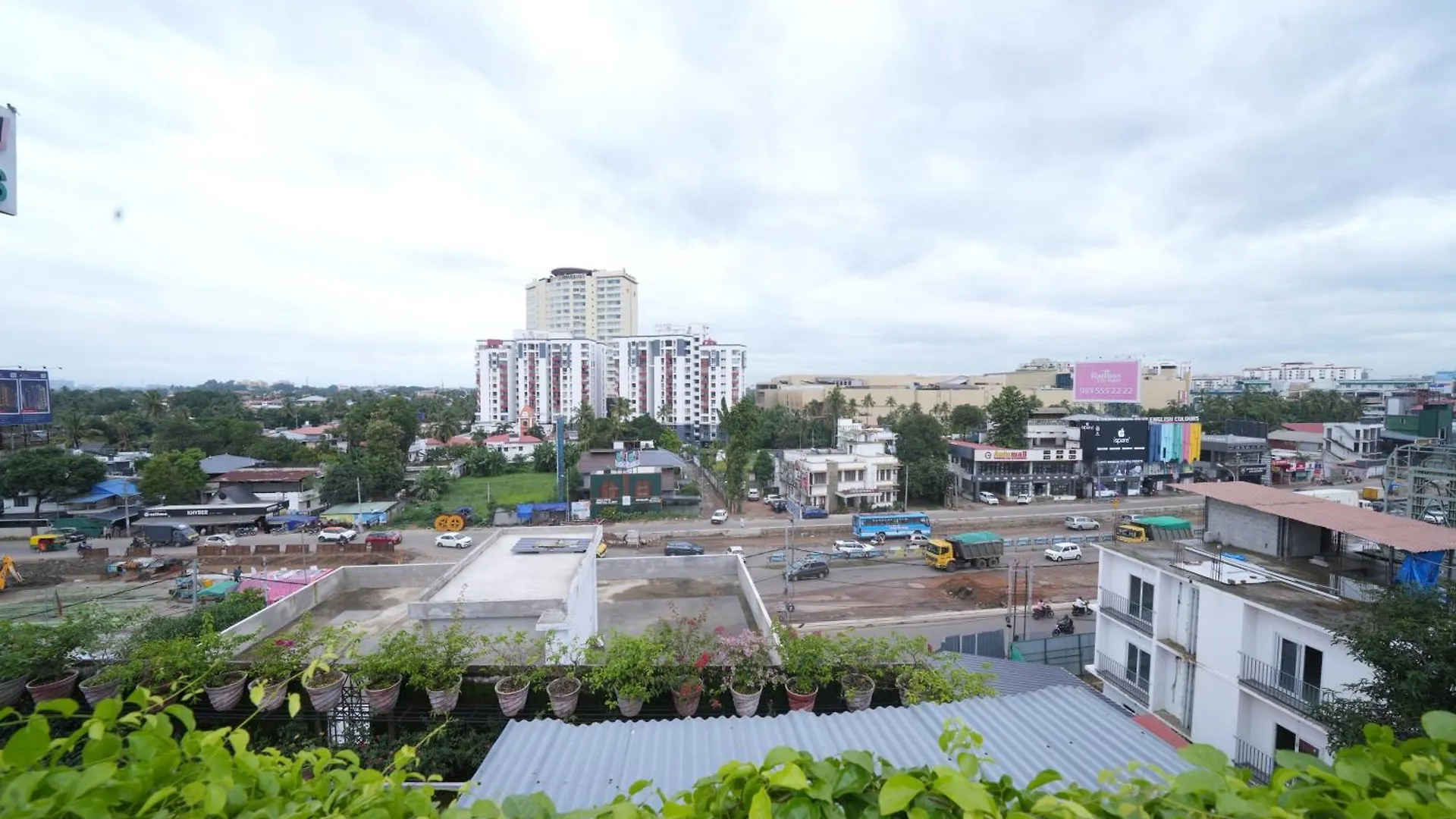 Kay Pee'S Grande Hotel Kochi
